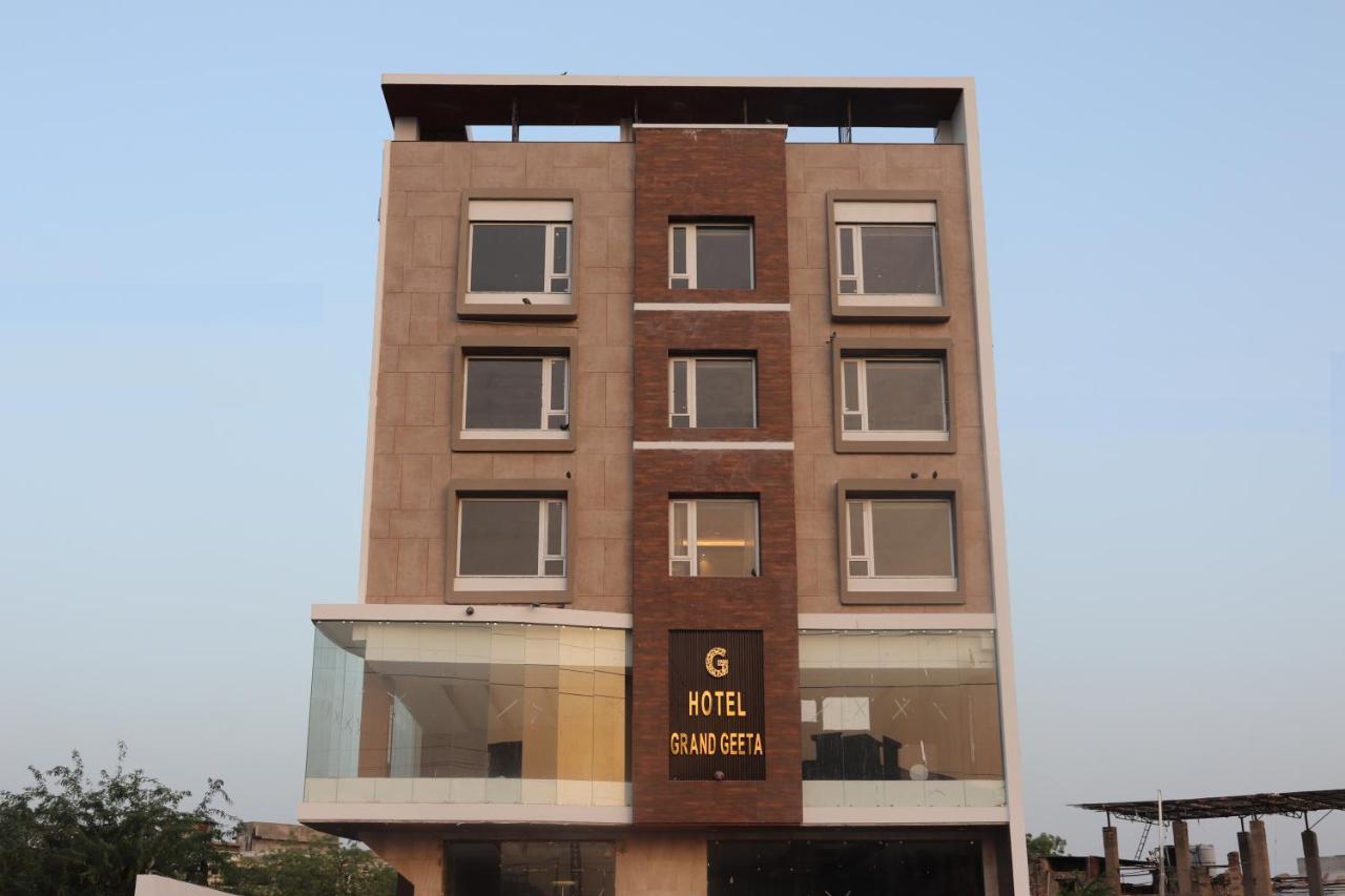 Hotel Grand Geeta Beawar Luaran gambar